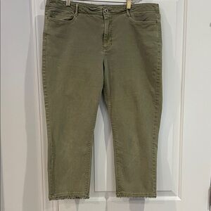 J Jill Spring Green Cropped Jeans with Fray
